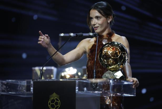 Aitana Bonmati mit dem Goldnen Ball