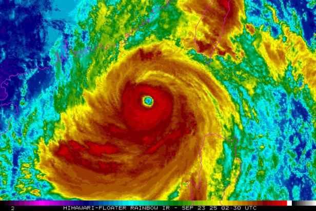 HONG KONG-CHINA-PHILIPPINES-TYPHOON-WEATHER Satellitenbild eines Taifuns über dem Meer nahe Hongkong, China und den Philippinen.