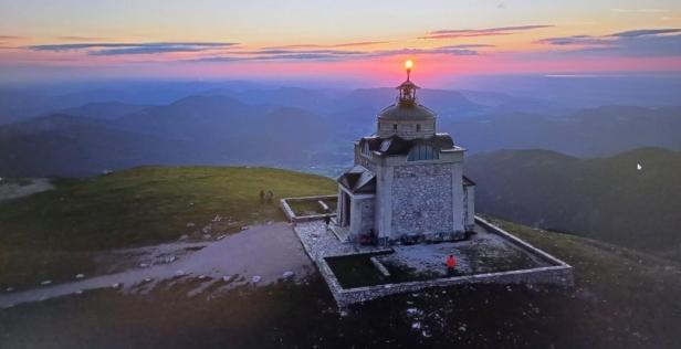Auch die Kaiserin-Elisabeth-Gedächtniskirche am Schneeberg muss saniert werden