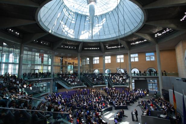 Neue Kandidatin, neue Richterwahl – und wieder zittert die deutsche Regierung