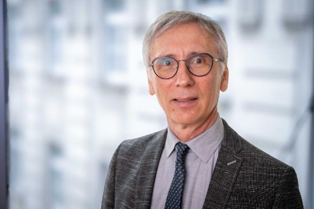 DI Andreas Tschulik, Leitung Integrierte Produktpolitik, Betrieblicher Umweltschutz und Umwelttechnologie. Bundesministerium Land- und Forstwirtschaft, Klima- und Umweltschutz, Regionen und Wasserwirtschaft DI Andreas Tschulik, Leitung Integrierte Produktpolitik, Betrieblicher Umweltschutz und Umwelttechnologie. Bundesministerium Land- und Forstwirtschaft, Klima- und Umweltschutz, Regionen und Wasserwirtschaft.