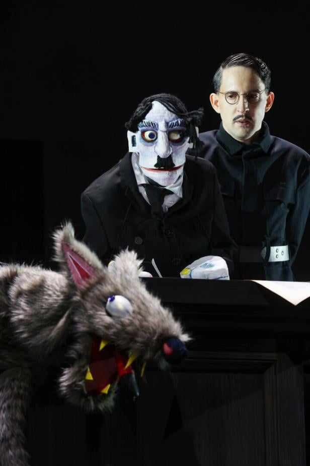 ++ HANDOUT ++ FOTOPROBE "SCHICKLGRUBER" AM THEATER IN DER JOSEFSTADT