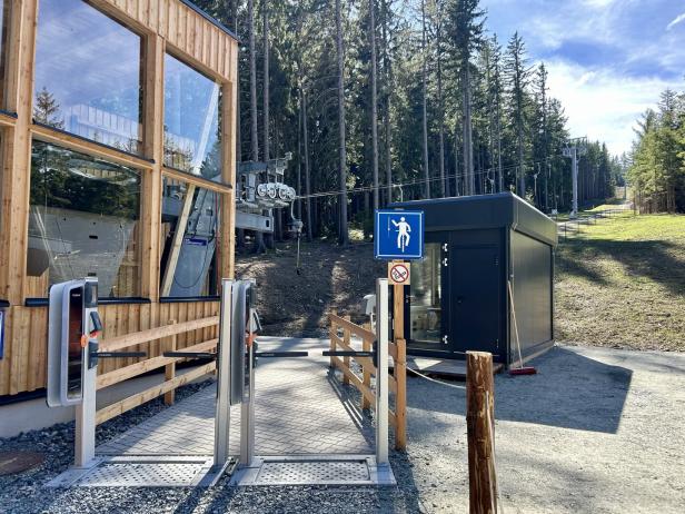 Talstation des neuen Teichlifts