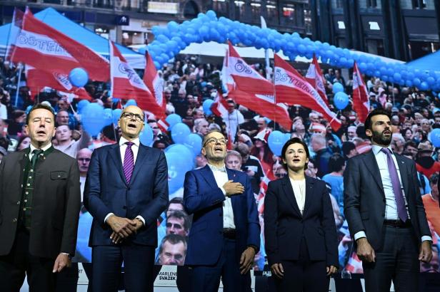 FPÖ PARTEITAG: KICKL Herbert Kickl will "Dritte Republik" - 96,94 Prozent ihn als FPÖ-Parteichef