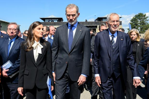 König Felipe und Königin Letizia von Spanien mit Alexander Van der Bellen.