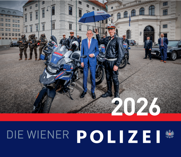 Alexander Van der Bellen mit der Polizei