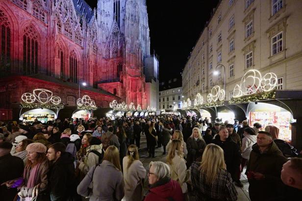 Adventmarkt am Stephansplatz