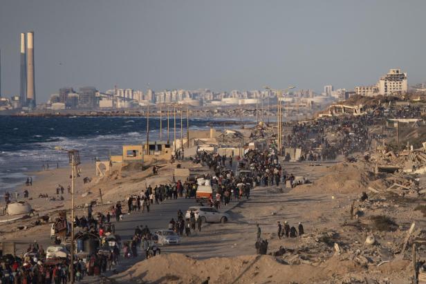 Waffenruhe in Kraft, Tausende Palästinenser kehren an Heimatorte zurück