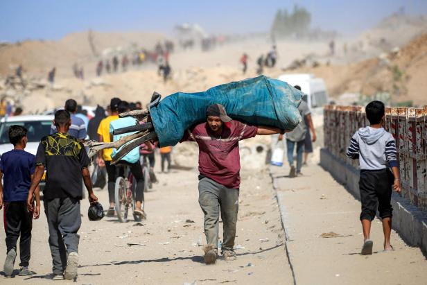 Waffenruhe in Kraft, Tausende Palästinenser kehren an Heimatorte zurück