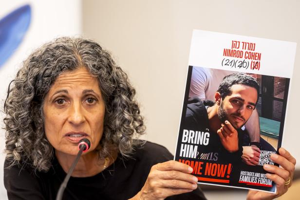 Family members call for release Israeli hostages held by Hamas in Gaza