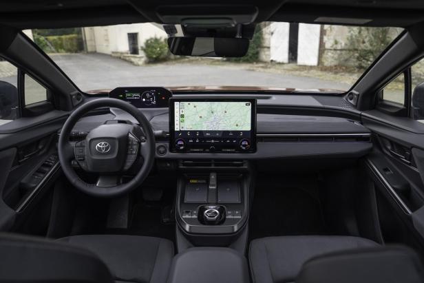 Toyota C-HR+
