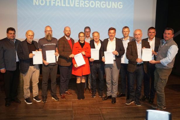 Gemeindevertreter aus der Region 46-219476641