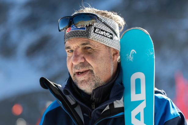 SKI ALPIN WELTCUP SAISON AUFTAKT ERSTES TRAINING SÖLDEN:: GSTREIN Rainer Gstrein ist seit dem ersten Gletscherrennen 1993 Rennleiter in Sölden. Heuer feiert der langjährige ÖSV-Coach seinen Abschied