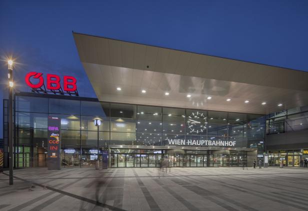 Semmelrock, Hauptbahnhof Wien, 2015