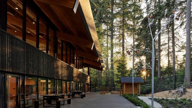 03-Fulmer_Family_Centre-Public_Architecture