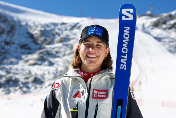 SKI ALPIN WELTCUP SAISON AUFTAKT ERSTES TRAINING SÖLDEN:: BÜRGLER (AUT) Viktoria Bürgler (21) steht am Samstag in Sölden am Start