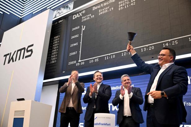 An der Frankfurter Börse wird der Start von TKMS groß gefeiert. An der Frankfurter Börse wird der Start von TKMS groß gefeiert.