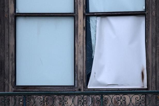 Jewellery stolen from Louvre museum, according to French Interior Ministry, in Paris Jewellery stolen from Louvre museum, according to French Interior Ministry, in Paris