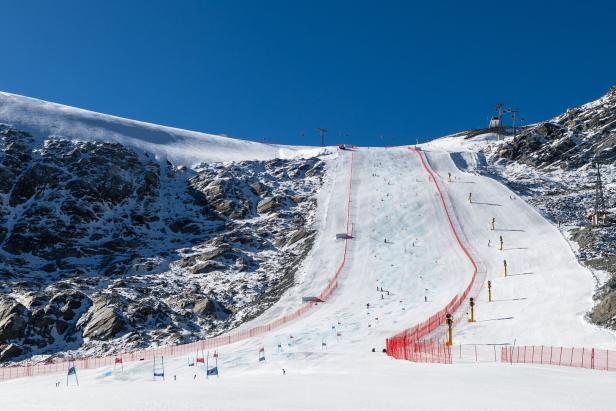 SKI ALPIN WELTCUP SAISON AUFTAKT ERSTES TRAINING SÖLDEN SKI ALPIN WELTCUP SAISON AUFTAKT ERSTES TRAINING SÖLDEN