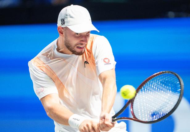 TENNIS: ATP-TURNIER: ERSTE BANK OPEN IN DER WIENER STADTHALLE: MISOLIC (AUT) Misolic hielt lange gut mit
