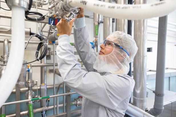 Takeda Manufacturing Austria AG Takeda Manufacturing Austria AG