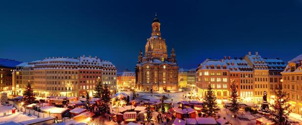 Dresdner Weihnachtsmarkt an der Frauenkirche 