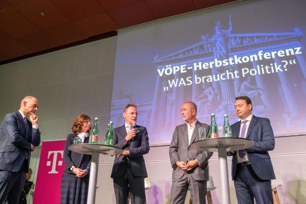 Podium der VÖPE Herbstkonferenz