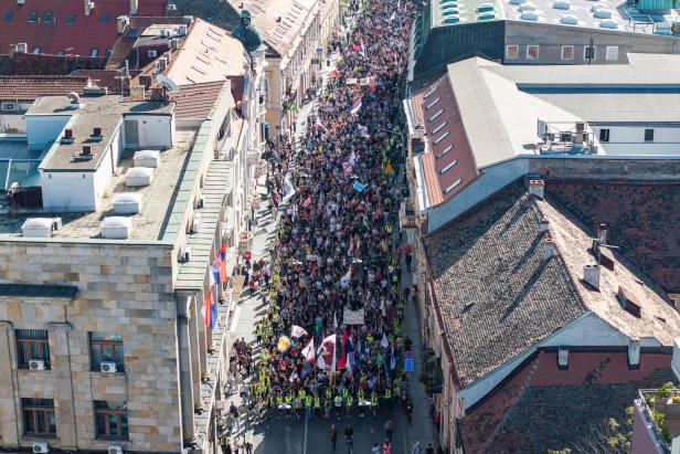 Serbian students march to Novi Sad on anniversary of deadly station collapse in Belgrade Serbian students march to Novi Sad on anniversary of deadly station collapse in Belgrade