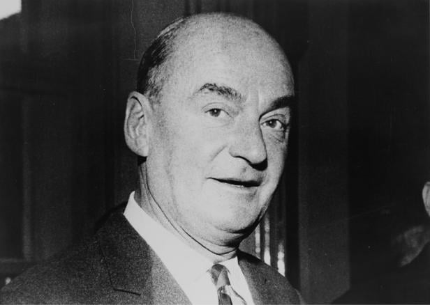 Portrait des Schauspielers Willi Forst Portrait des Schauspielers Willi Forst in schwarz-weiß.