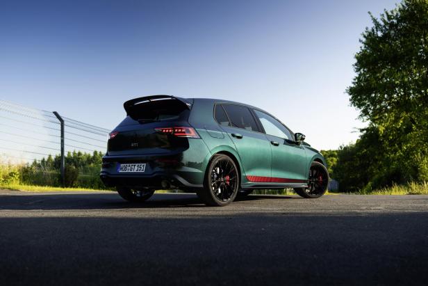 VW Golf GTI 50 Edition