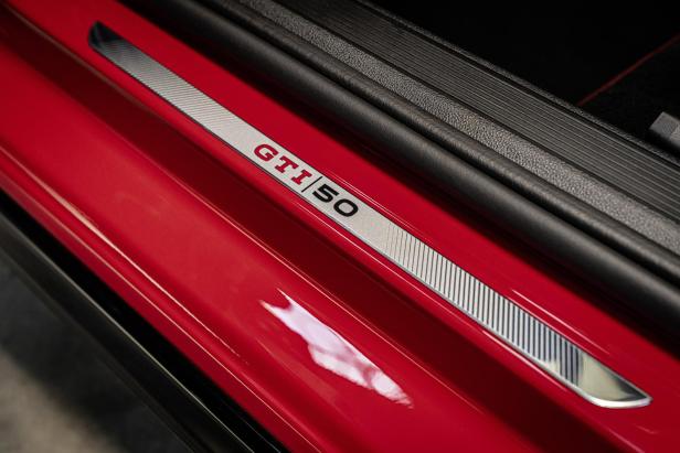 VW Golf GTI 50 Edition