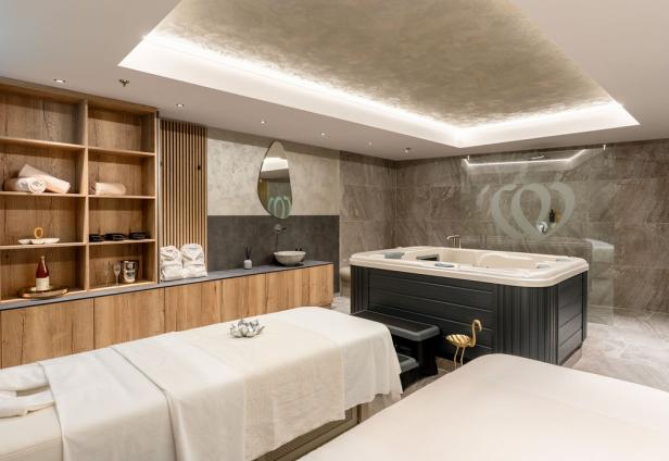 Spa mit Massagebetten