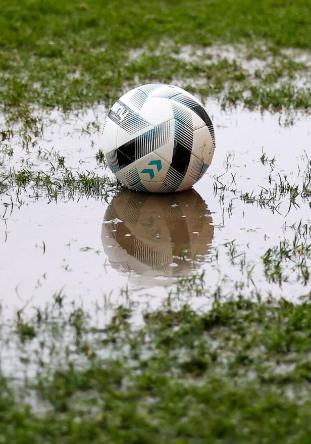 FUSSBALL: ADMIRAL BUNDESLIGA: SV GUNTAMATIC RIED - WSG SWAROVSKI TIROL