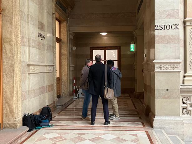 Berufungsverhandlung am OLG