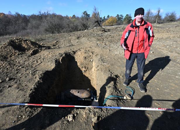 NIEDERÖSTERREICH: VERNICHTUNGSSPRENGEN VON CA. 6.000 KILOGRAMM KRIEGSMATERIAL DURCH DEN ENTMINUNGSDIENST