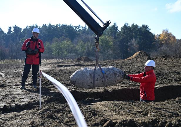 NIEDERÖSTERREICH: VERNICHTUNGSSPRENGEN VON CA. 6.000 KILOGRAMM KRIEGSMATERIAL DURCH DEN ENTMINUNGSDIENST