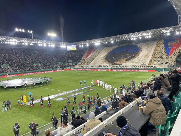 Stimmungsvoller Beginn in Hütteldorf 