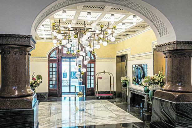 Eingangshalle im Mandarin Oriental Vienna