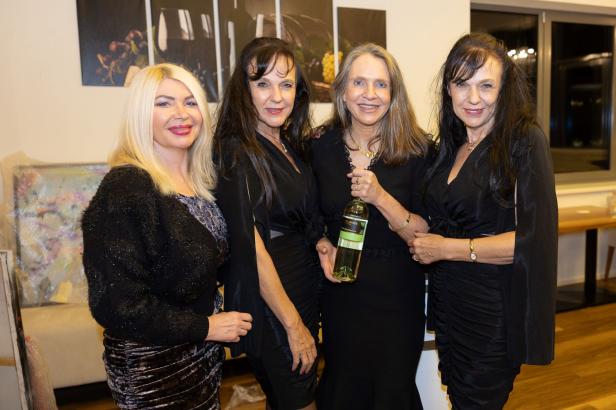 Weintaufe mit Herz: Österreichs größtes Weingut feiert für den guten Zweck