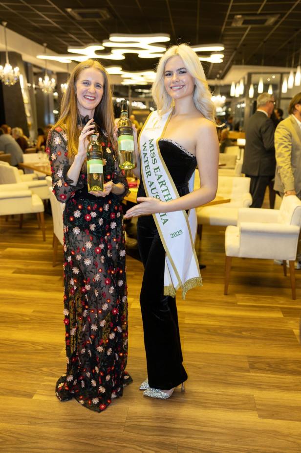 Weintaufe mit Herz: Österreichs größtes Weingut feiert für den guten Zweck