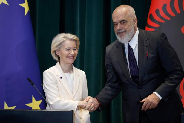 ALBANIA-EU-POLITICS-DIPLOMACY