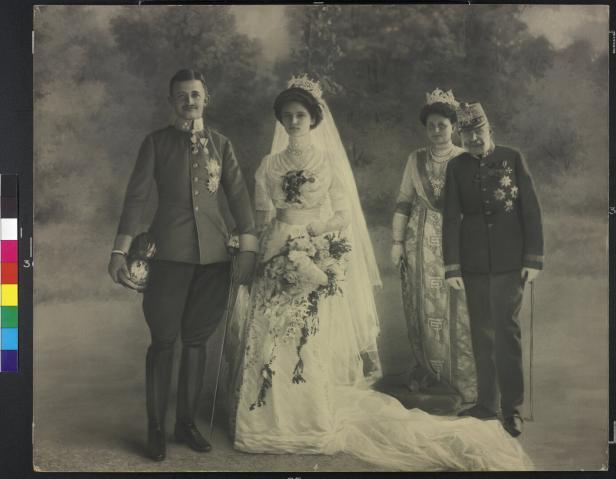 Hochzeit des nachmaligen Kaisers Karl I. von Österreich mit Zita, Prinzessin von Bourbon-Parma