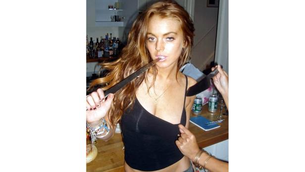 Courtney Love möchte Lohan mit Drogen helfen