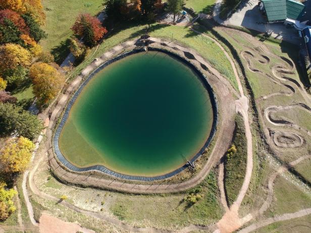 Die ersten Strecken sind bereits in die Landschaft gebaut