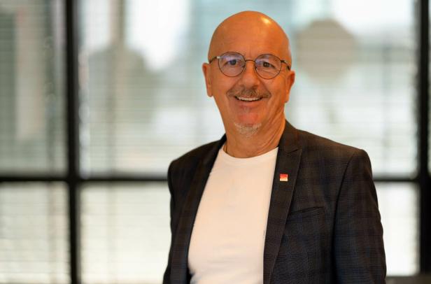 Porträt von KommR Andreas Schiefer, Obmann des Landesgremiums Wien der Tabaktrafikanten.