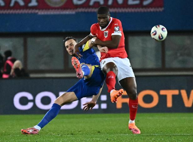 WM-Party geht im Bus weiter: Jubelnder Alaba übernimmt das Steuer