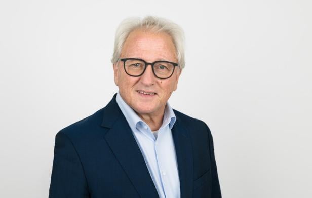 Porträt von Gerhard Brischnik, Branchensprecher des Wiener Fotohandels