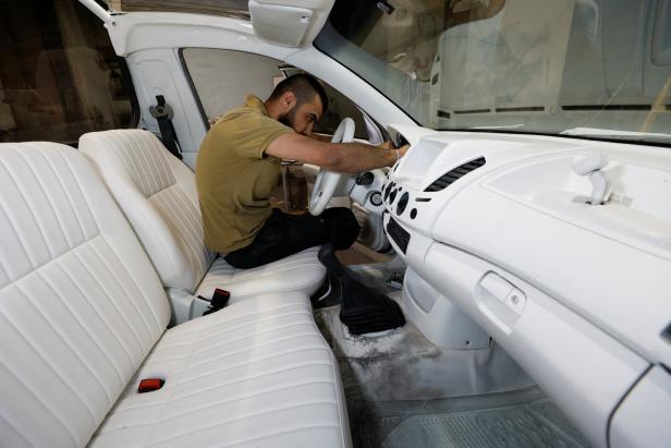 Pope Francis's popemobile set to become health clinic for Gaza children