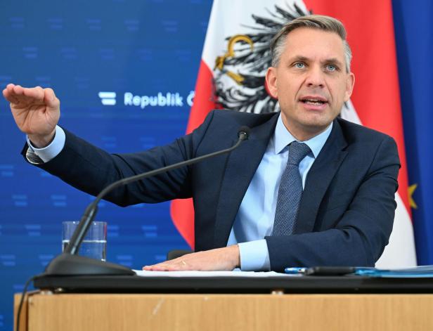 Wirtschaftsminister Wolfgang Hattmannsdorfer