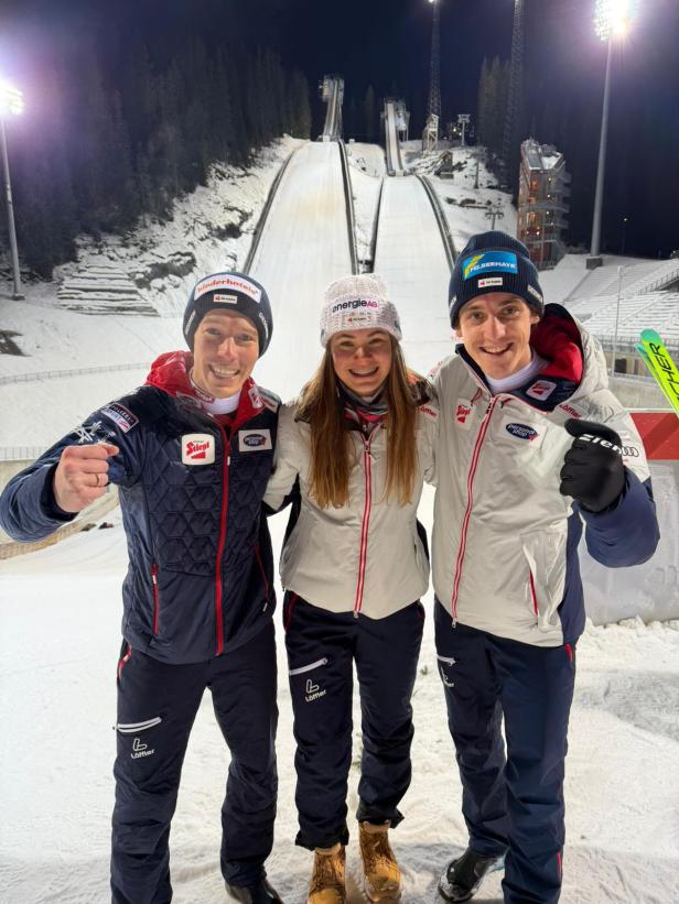 Premierensiegerin Katharina Gruber mit Premierensieger Thomas Rettenegger (re.) und dem drittplatzierten Franz-Josef Rehrl